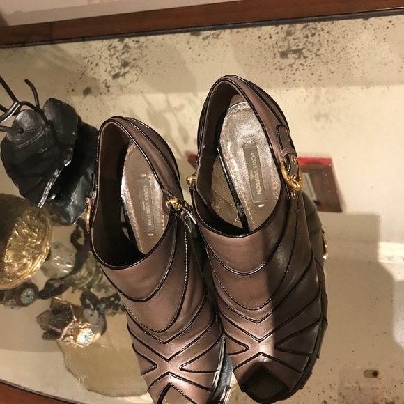 Louis Vuitton Marlene Calfskin Open Toe Bo… - Picture 8 of 13